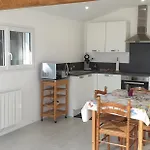 Apartament Les Rochettes, Joli Appartement, Neuf, Calme Et Paisible Saint-Gervais-dʼAuvergne