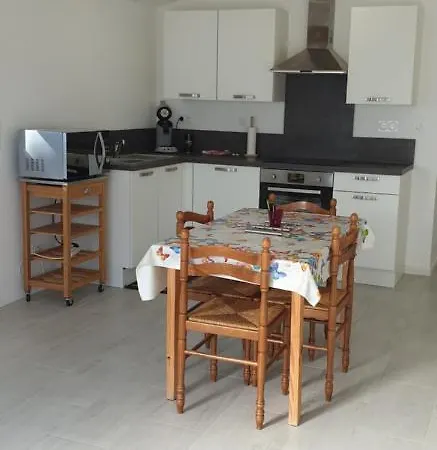 Les Rochettes, Joli Appartement, Neuf, Calme Et Paisible *