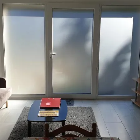Les Rochettes, Joli Appartement, Neuf, Calme Et Paisible *